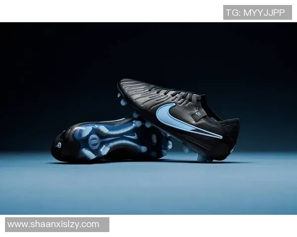 马林足球:重塑传统与现代的完美结合,开启全新足球体验之旅